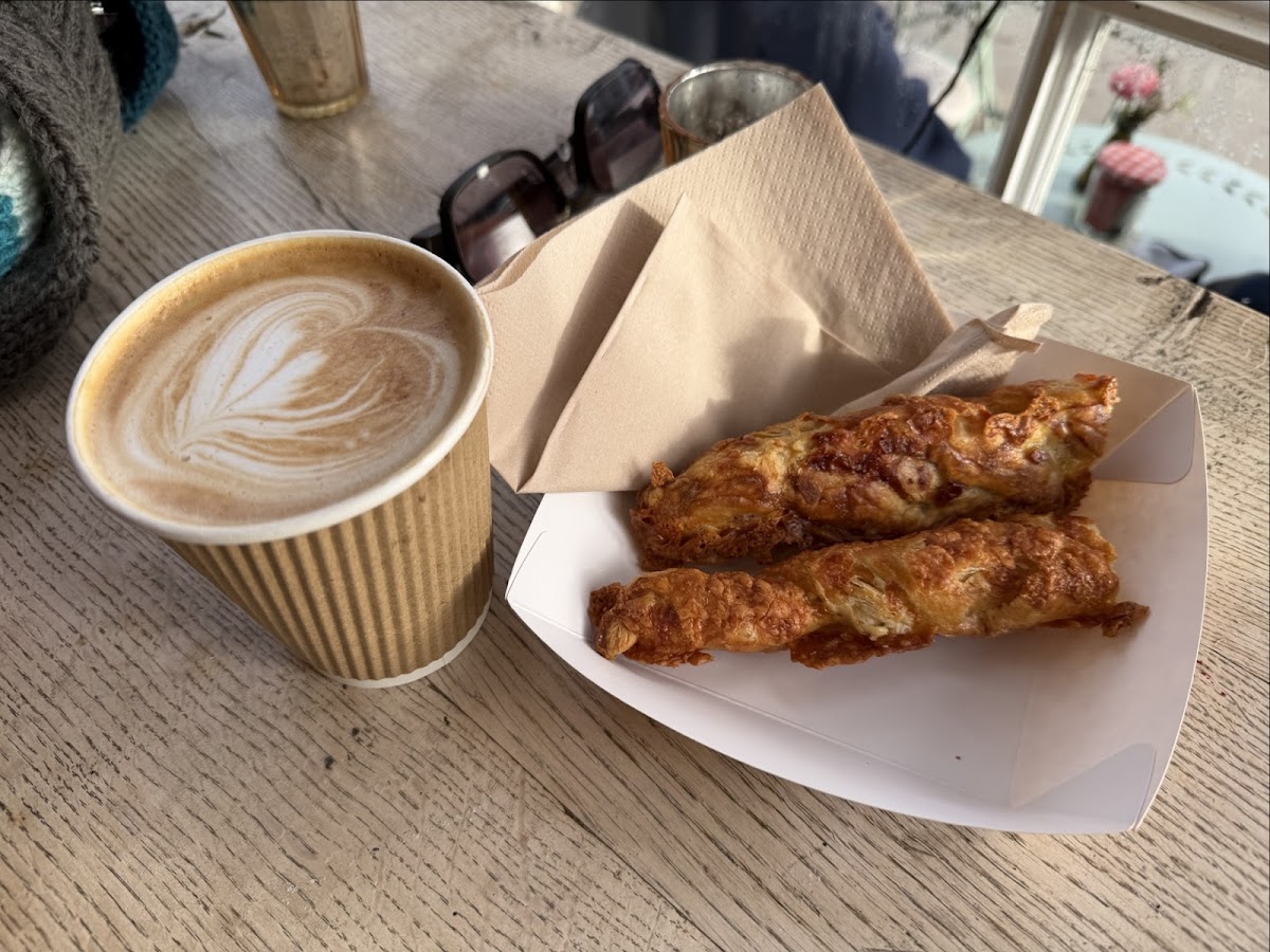 Nest Home & Cafe Photos 2